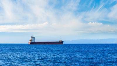 Iran Maintains Oil Exports During Conflict